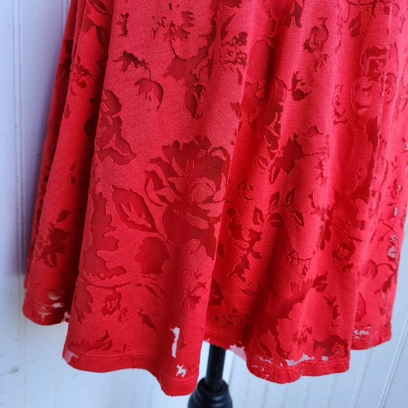 Candie's Mini Dress Bright Red Lace Burnout Lined Sleeveless Cross Back Floral M - Picture 4 of 13